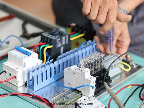 電(diàn)气(qì)設備的(de)幾(jǐ)種(zhǒng)常見(jiàn)故障原因(yīn)及(jí)分(fēn)類(lèi)