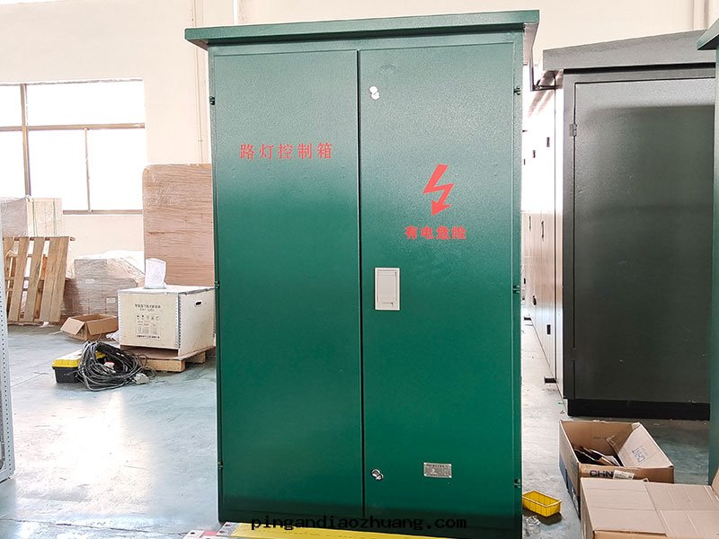 户外(wài)電(diàn)缆(lǎn)分(fēn)接箱(xiāng)